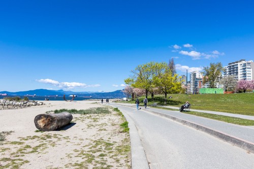407-1330 Harwood Street  Vancouver, BC V6E 1S8