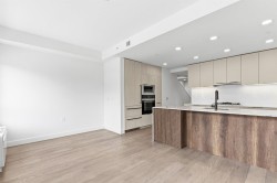303-3590 39th Avenue W Vancouver, BC V6N 3A5