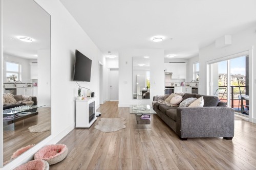 403-22577 Royal Crescent, Maple Ridge, BC 