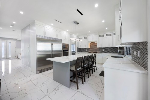 2309 Dublin Street  New Westminster, BC V3M 3B3