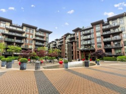 423-723 3rd Street WNorth Vancouver, BC V7M 0E4