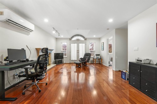 2779 Graveley Street, Vancouver, BC 