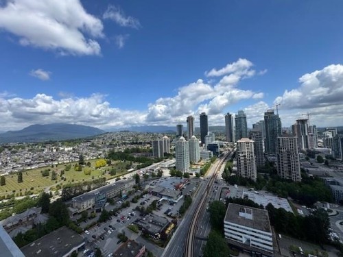 3609-4168 Lougheed Highway  Burnaby, BC V5C 0N9