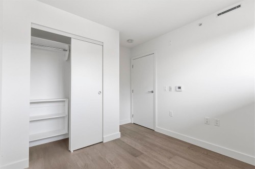 304-3590 39Th Avenue W, Vancouver, BC 