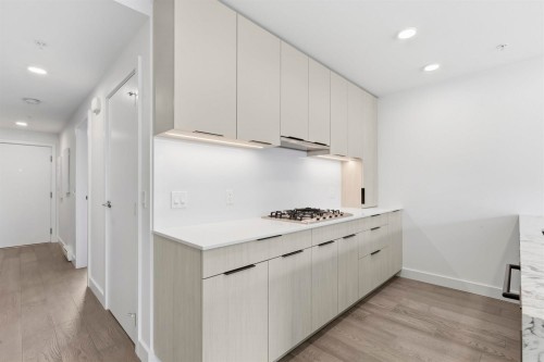 304-3590 39Th Avenue W, Vancouver, BC 