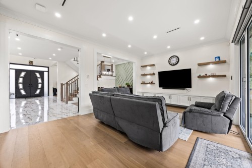 953 Jarvis Street, Coquitlam, BC 