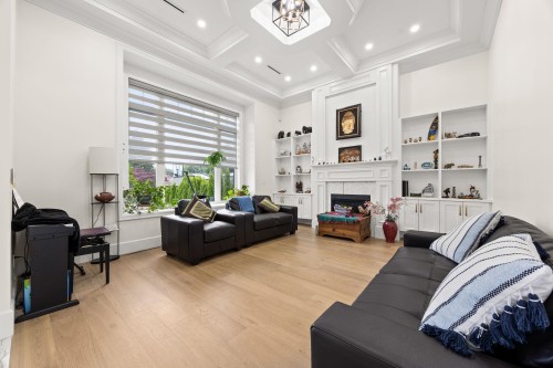 953 Jarvis Street, Coquitlam, BC 