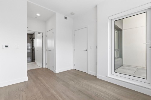 306-3590 39Th Avenue W, Vancouver, BC 