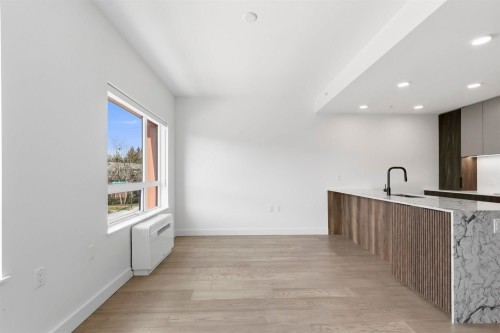 306-3590 39Th Avenue W, Vancouver, BC 