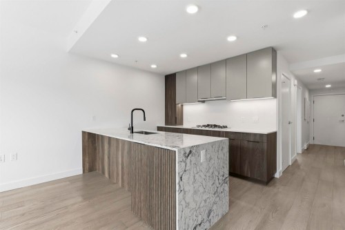 306-3590 39Th Avenue W, Vancouver, BC 