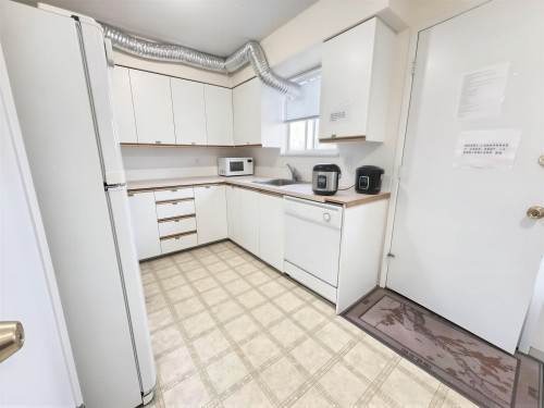 10580 Dennis Crescent, Richmond, BC 