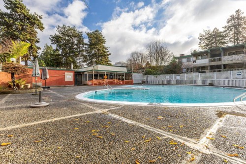 879 Westview Crescent, North Vancouver, BC 