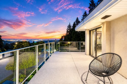 1595 Tyrol Court, West Vancouver, BC 