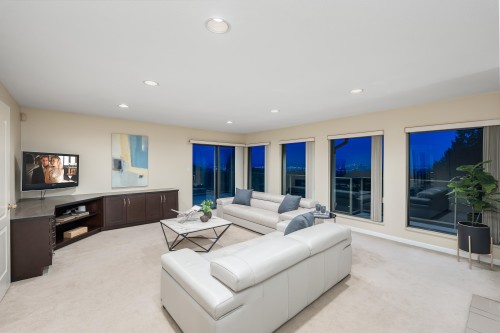 1595 Tyrol Court, West Vancouver, BC 
