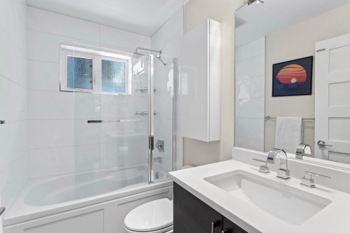 1020 13Th Avenue E, Vancouver, BC 
