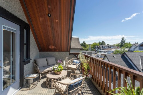 1020 13Th Avenue E, Vancouver, BC 