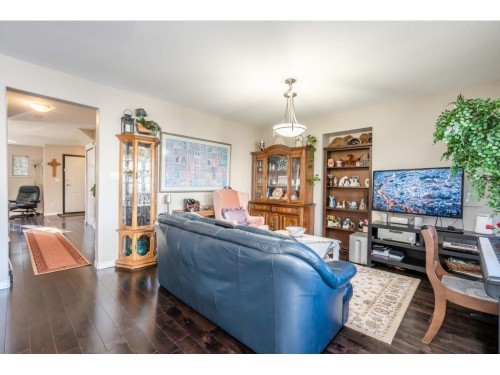1528 Bond Street, North Vancouver, BC 