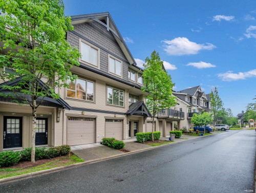 186-3105 Dayanee Springs Boulevard, Coquitlam, BC 