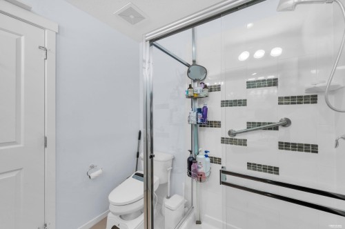 186-3105 Dayanee Springs Boulevard, Coquitlam, BC 