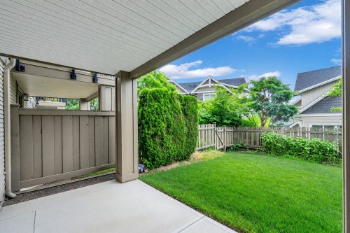 186-3105 Dayanee Springs Boulevard, Coquitlam, BC 