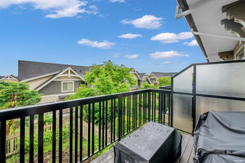 186-3105 Dayanee Springs Boulevard, Coquitlam, BC 