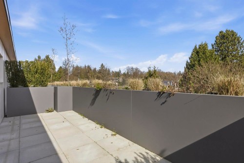 307-3590 39Th Avenue W, Vancouver, BC 