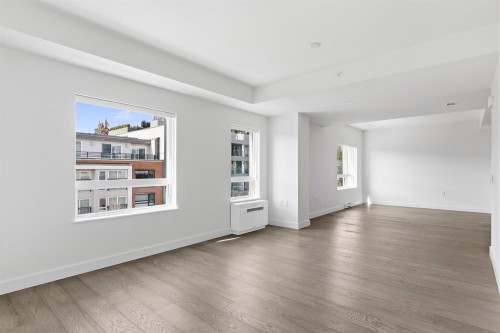 309-3590 39Th Avenue W, Vancouver, BC 