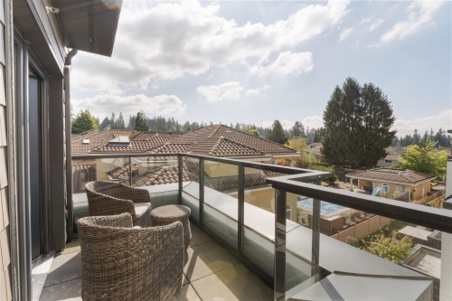 209-606 Foster Avenue, Coquitlam, BC 