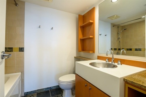2602-1495 Richards Street, Vancouver, BC 
