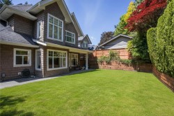 6417 Pitt Street  West Vancouver, BC V7W 2C1