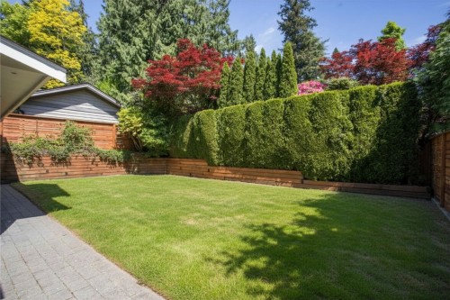 6417 Pitt Street, West Vancouver, BC 