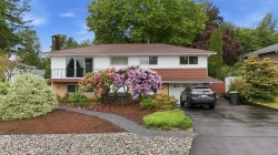 3963 Sefton Street  Port Coquitlam, BC V3B 3S2