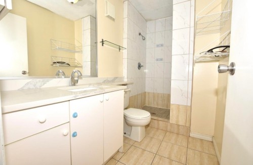 5512 Dominion Street, Burnaby, BC 