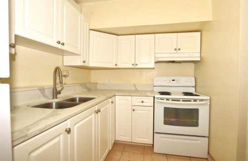 5512 Dominion Street, Burnaby, BC 