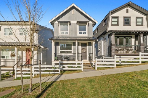 25097 112 Avenue  Maple Ridge, BC V2W 0K6
