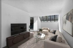 207-1270 Robson Street  Vancouver, BC V6E 1C1