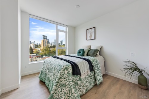 809-318 Alderson Avenue, Coquitlam, BC 