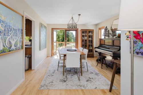 5454 Wakefield Road, Sechelt, BC 