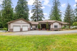26350 Trethewey Crescent Maple Ridge, BC V2W 1A5
