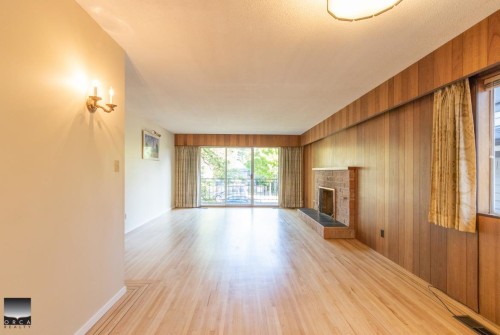 4608 15Th Avenue W, Vancouver, BC 
