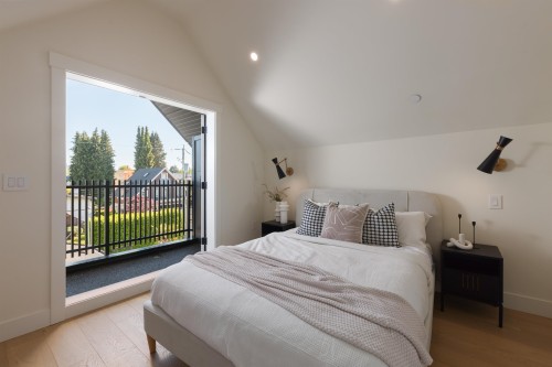 2-258 19 Avenue E, Vancouver, BC 