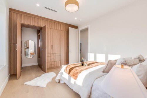 1-2943 44Th Avenue E, Vancouver, BC 