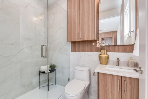 1-2943 44Th Avenue E, Vancouver, BC 