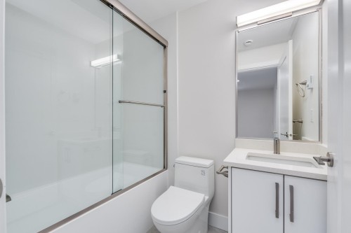 1-2943 44Th Avenue E, Vancouver, BC 