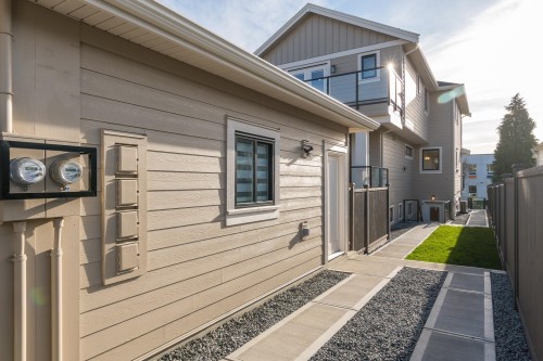 1-2943 44Th Avenue E, Vancouver, BC 