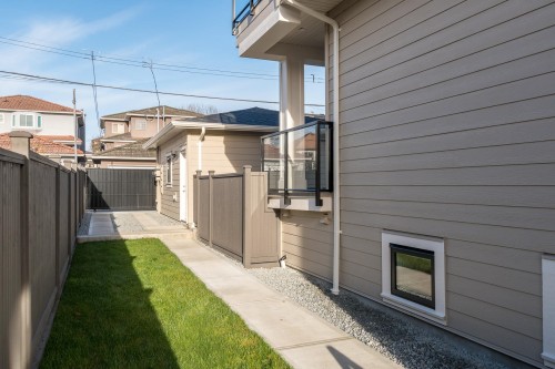 1-2943 44Th Avenue E, Vancouver, BC 