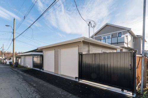 1-2943 44Th Avenue E, Vancouver, BC 