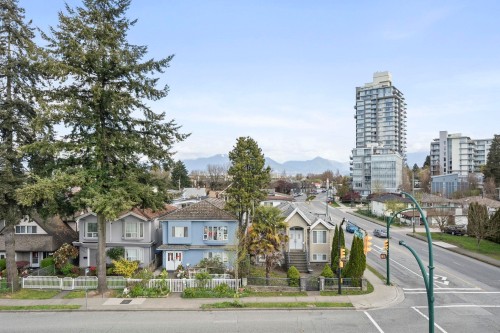 2296 33Rd Avenue E, Vancouver, BC 