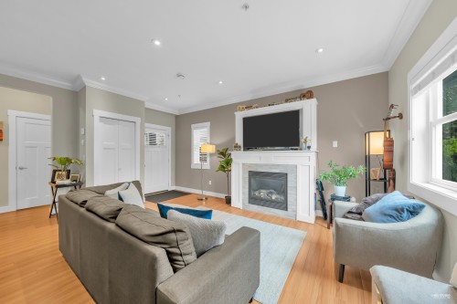723 12Th Avenue E, Vancouver, BC 