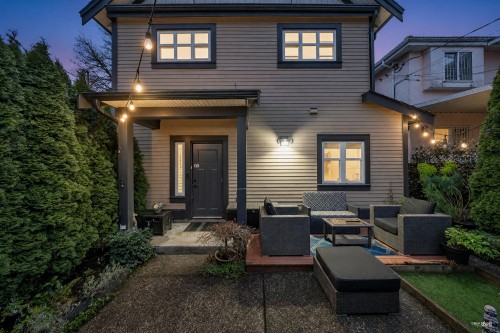 723 12Th Avenue E, Vancouver, BC 